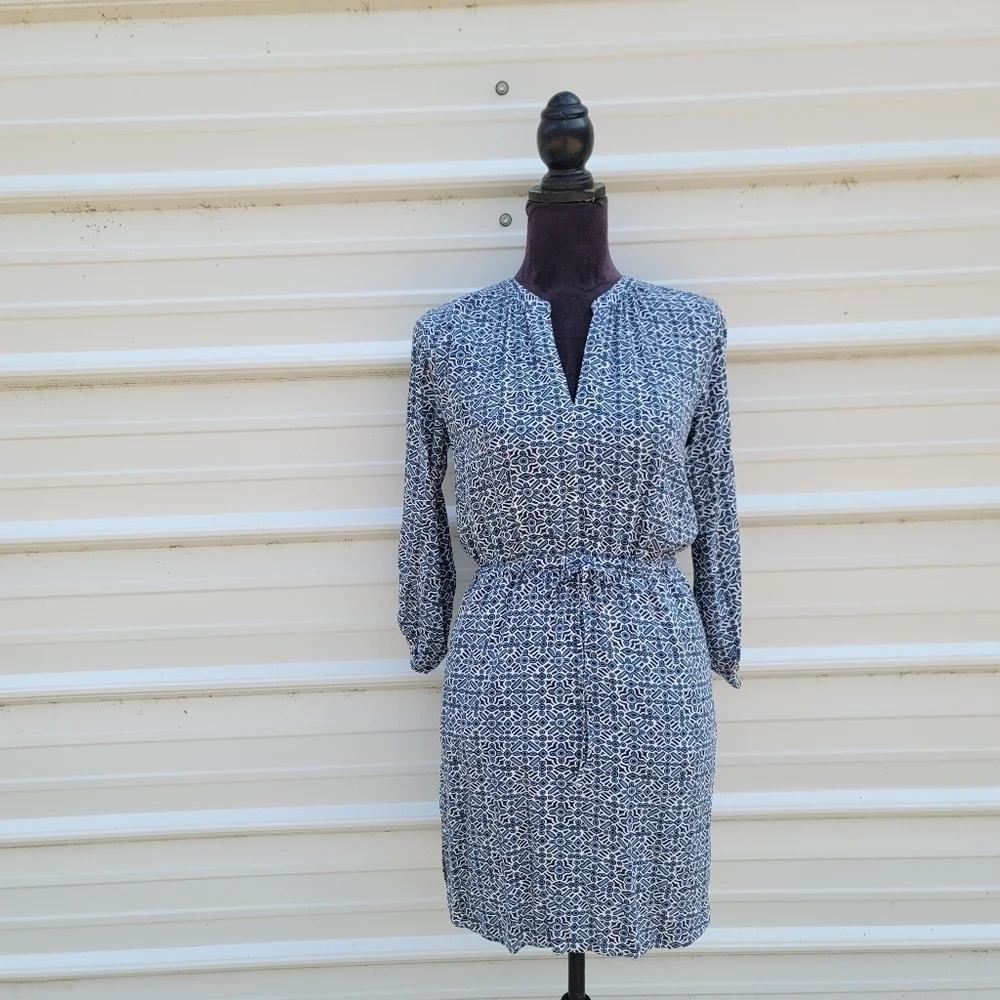 Ann Taylor Loft Dress Womens Blue Geo Print 3/4 Sleeve Waist Boho V-Neck XS